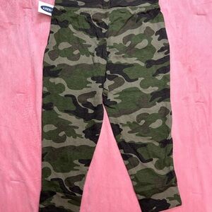 Old Navy Kids Green Camouflage Leggings